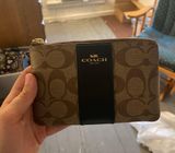 Coach Wristlet Photo 0