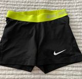 Nike Pros Photo 0