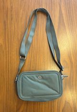 Crossbody Camera Bag 2L Photo 0