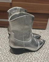 Cowgirl Boots Photo 0