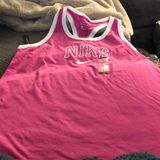 NWT Nike tank Photo 0