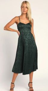 Lulu’s Chic Sensibility Dark Green Satin Jacquard Pleated Midi Dress Photo 0