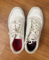 White Sneakers Photo 0