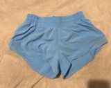 Lululemon Hotty Hot 2.5" Low-Rise Photo 0
