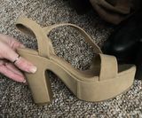 Platform High Heels Photo 0