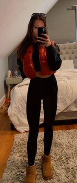 H&M Cropped Red puffer Vest Photo 0