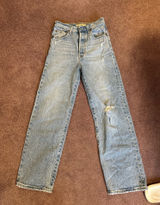 Levi’s Ribcage Straight Ankle Jeans Photo 0