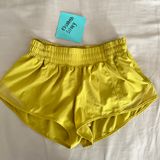 Lululemon Hotty Hot Short 2.5” Photo 0