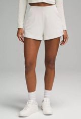 NWOT  Ribbed Softstreme High-Rise Short 2" - Bone - 4 Photo 0