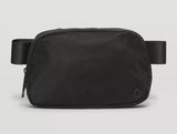 Lululemon Everywhere Belt Bag Photo 0