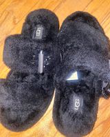 UGG Slippers Photo 0