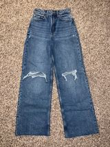 Highwasted Mom Jeans Photo 0