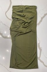 Green Silk MIDI Skirt Size M Photo 0
