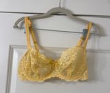Chantelle Yellow Lace Bra Photo 0