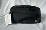 Lululemon Belt Bag Everywhere Photo 0
