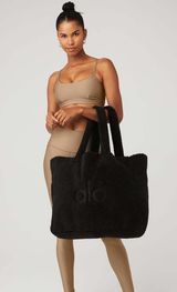 Alo Foxy Sherpa Tote Bag In Black Photo 0