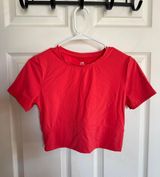 Athletic Top Red Size M Photo 0