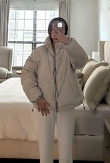 H&M Puffer Jacket Beige Photo 0