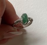 green adventuring wire ring Photo 0