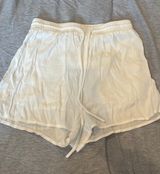 Linen Shorts Photo 0