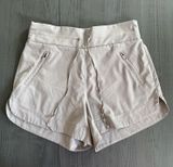 Active Shorts Photo 0