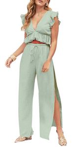 Two Peice Set Green Photo 0