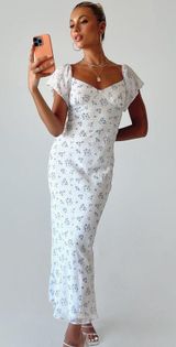 Hera Maxi Dress Photo 0