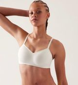 Athleta Ritual Bra Photo 0
