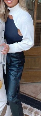 Turtle Neck Sweater Sleeves Photo 0