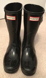 Hunter Black  Boots Photo 0