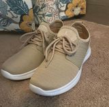 Danskin Tennis Shoes Photo 0