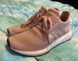 Adidas Rose Gold Swift Runs Photo 0