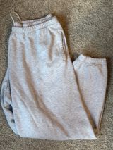 SKIMS Sweatpants Photo 0