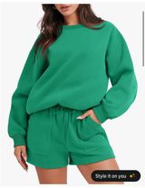 Amazon  sweat set  Photo 0