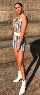 Verge Girl Set Photo 0