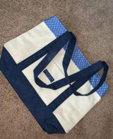 Vineyard Vines Tote Photo 0