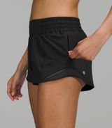 Lululemon Hotty Hot Short 2.5” Photo 0