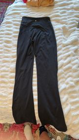 Lululemon Flare High-Rise Groove Photo 0