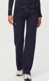 FIGS Women’s Kade Cargo Scrub Pant in Navy Blue Nurse Medical Size XL Photo 0