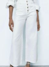 ZARA White  "High Rise Wide Leg Cropped Buttoned" Jeans Photo 0