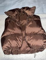 Amazon brown vest Photo 0