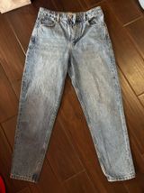 Light Wash Boyfriend Jeans Photo 0