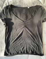 PacSun Basic Tee Photo 0