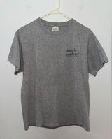 Pre-Owned MD Simply Southern Grey American Flag Dog Short Sleeve T-Shirt Photo 0