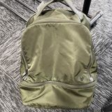 Lululemon city adventurer backpack Photo 0