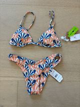 Volcom  Bikini Set Photo 0