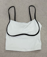 Contrast black and white workout top Photo 0