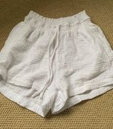 Joie white flowy shorts Photo 0