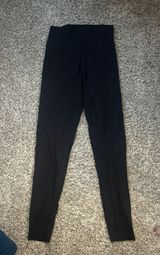 Athletic Leggings Photo 0