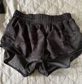Lululemon shorts Photo 0